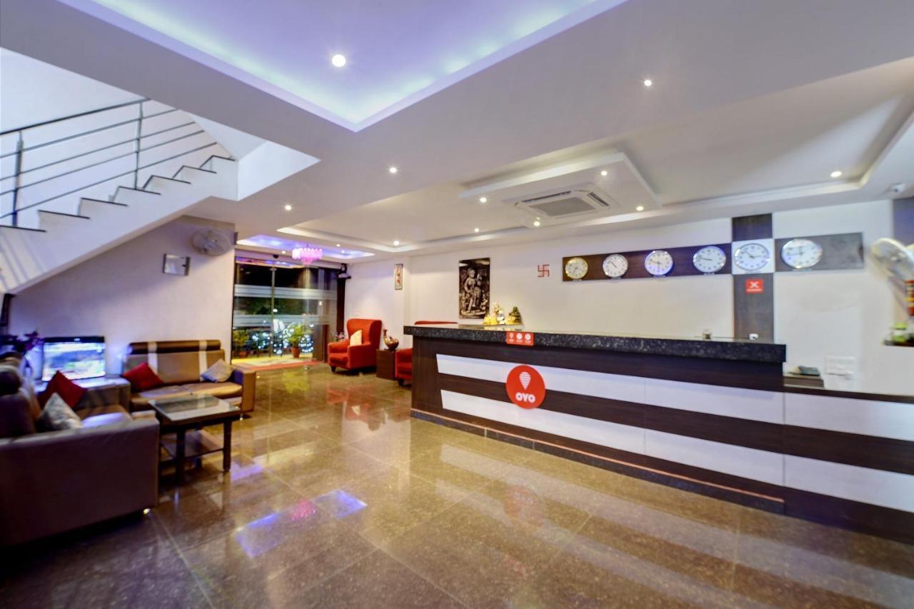 Capital O Hotel Samanvi International Belur  Ngoại thất bức ảnh