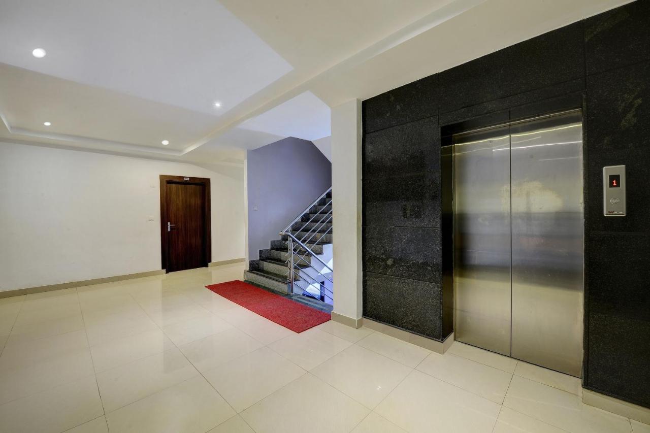 Capital O Hotel Samanvi International Belur  Ngoại thất bức ảnh