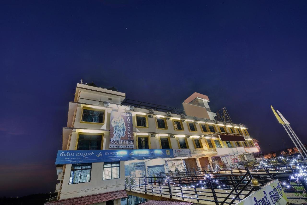 Capital O Hotel Samanvi International Belur  Ngoại thất bức ảnh
